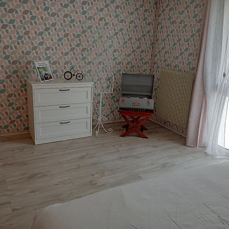 Chez Papinette, Proche Gare Et Centre, Pdj Compris Daire Niort Dış mekan fotoğraf